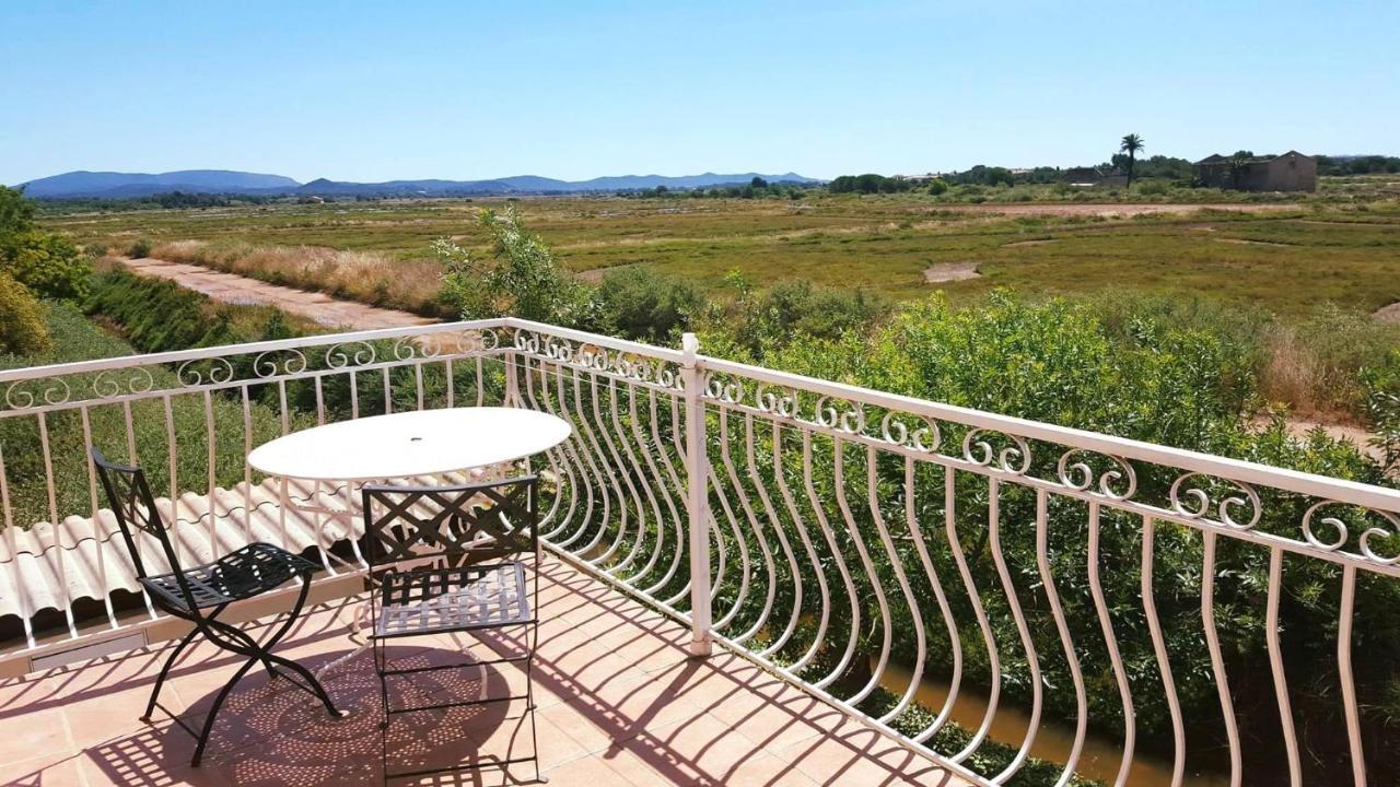 Studio 2 Personnes Vue Marais Salant Parking Et Terrasse Proche Commodite Hyères المظهر الخارجي الصورة