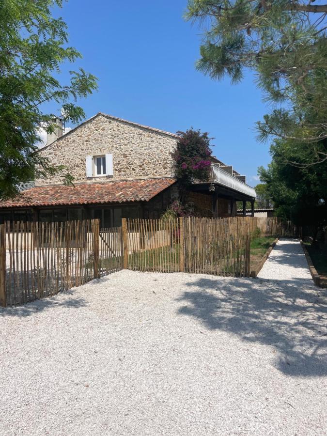 Studio 2 Personnes Vue Marais Salant Parking Et Terrasse Proche Commodite Hyères المظهر الخارجي الصورة